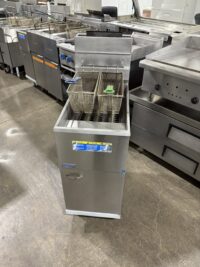 PITCO 40C+ 40-45 Lb. Natural Gas Deep Fryer