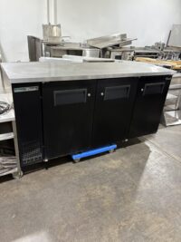 TRUE TBB24-72-HC 3-Door Solid Back Bar Refrigerator-Beer Cooler